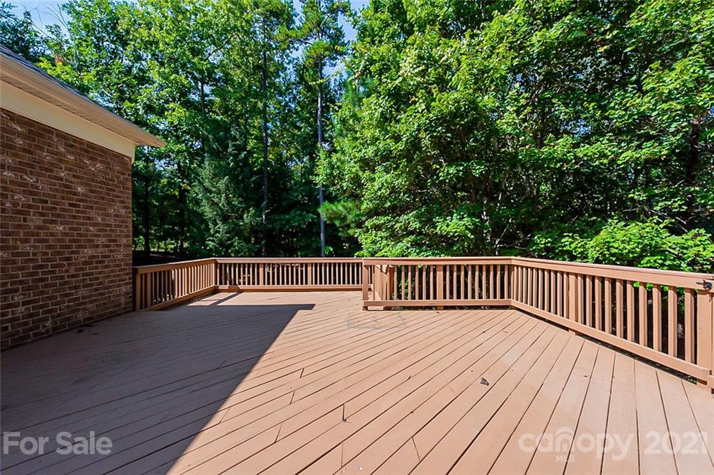 17013 Turtle Point Road Charlotte, NC 28278 - Photo 20 of 23 Gallery Image 20