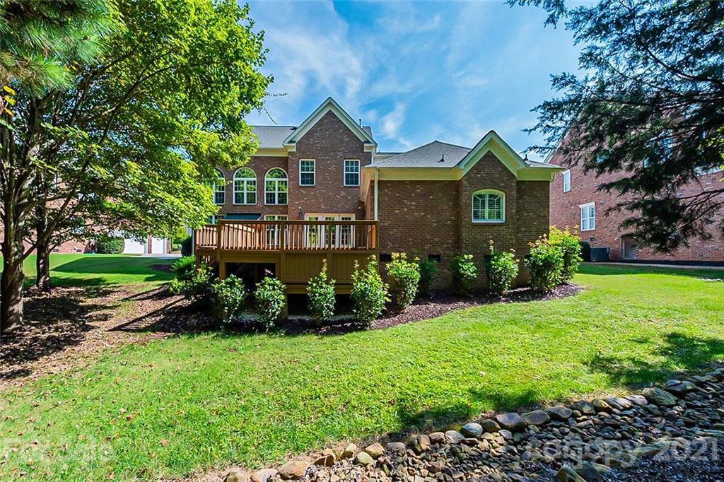 17013 Turtle Point Road Charlotte, NC 28278 - Photo 7 of 23 Gallery Image 7