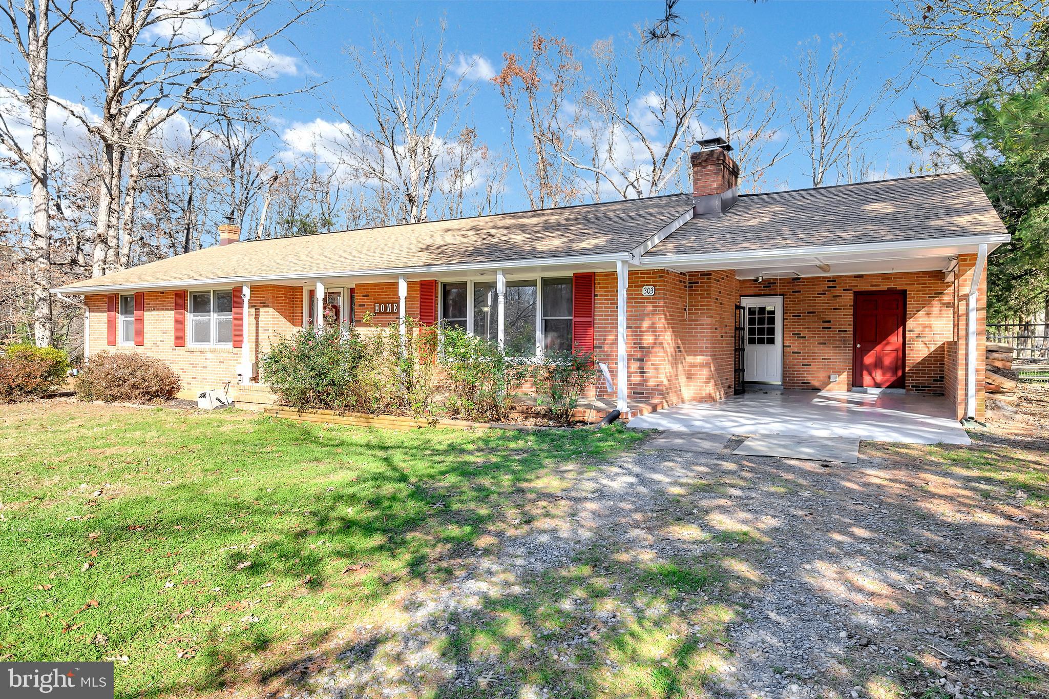 303 Colebrook Road Fredericksburg, VA 22405 - Photo 2 of 44