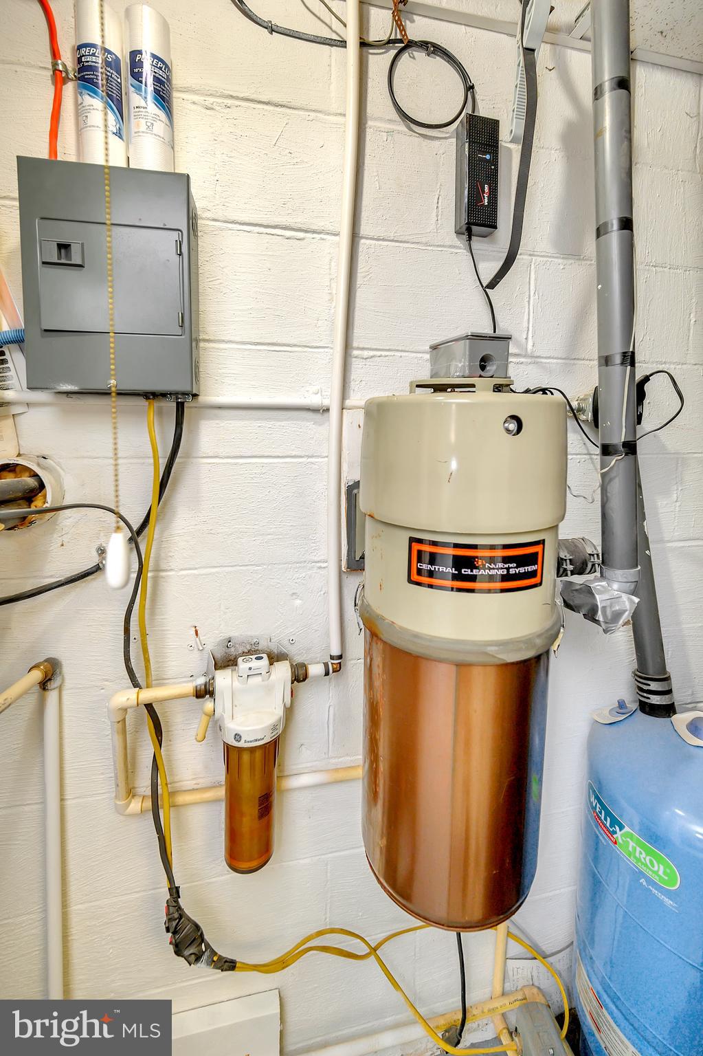 303 Colebrook Road Fredericksburg, VA 22405 - Photo 32 of 44