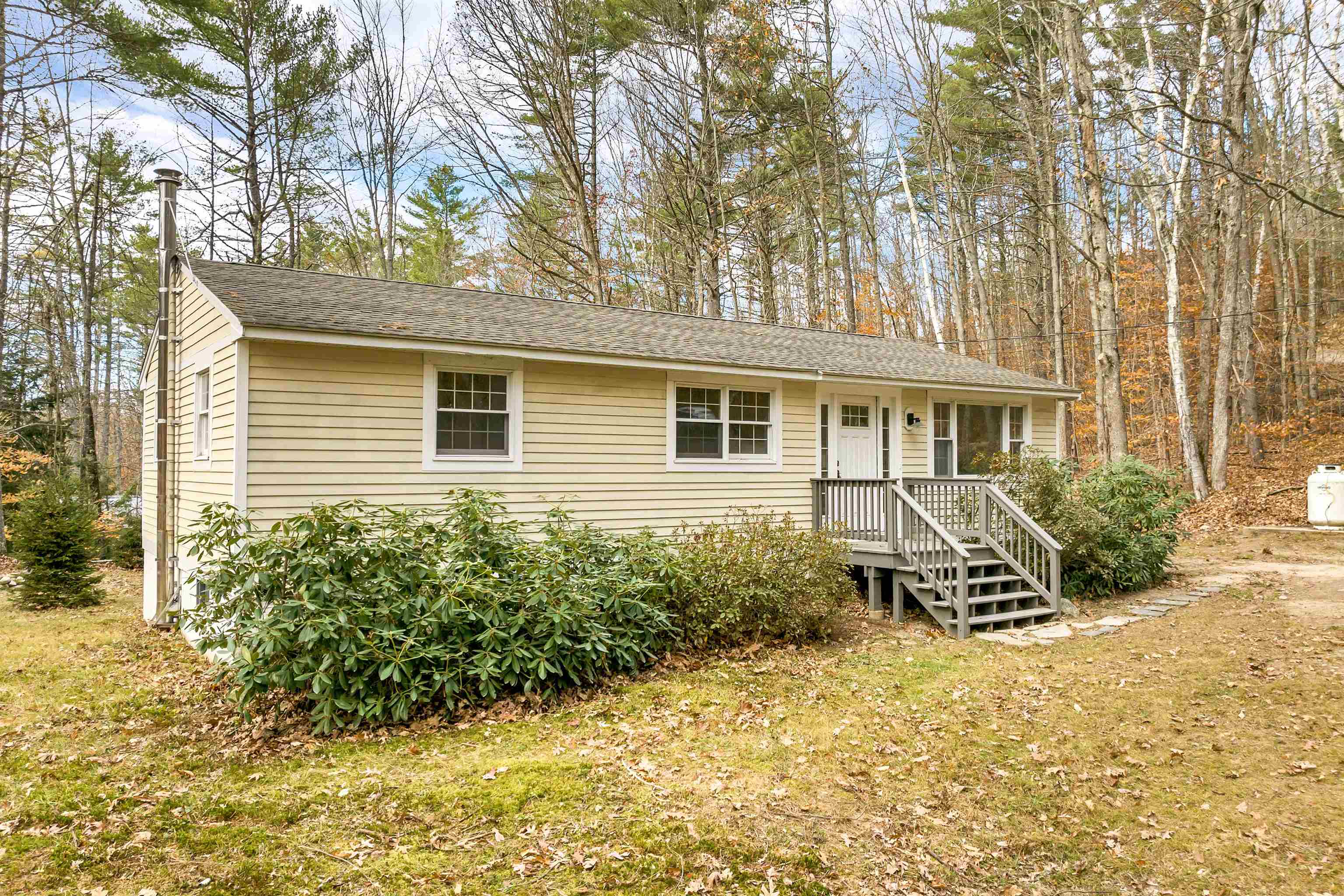 31 David Drive Wakefield, NH 03872 - Photo 26 of 52