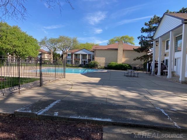 29217 Hayes Road, Unit 2 Warren, MI 48088 - Photo 26 of 26