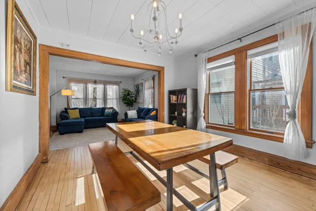 $300,000 | 4106 Snelling Avenue, Minneapolis, MN 55406