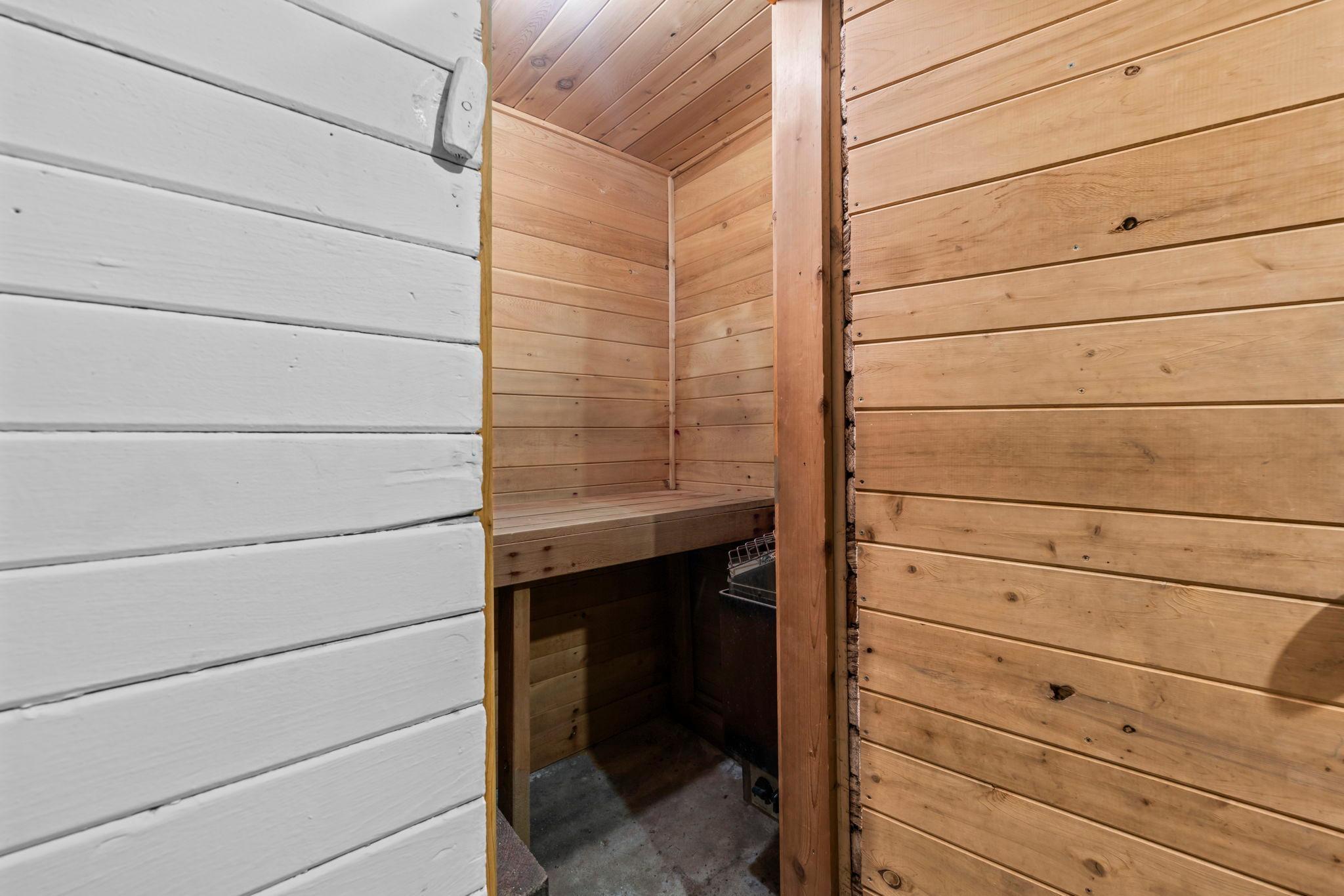 4106 Snelling Avenue Minneapolis, MN 55406 - Photo 40 of 58