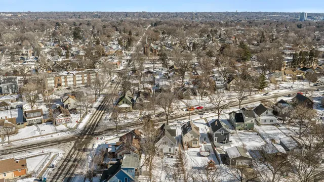 $300,000 | 4106 Snelling Avenue, Minneapolis, MN 55406