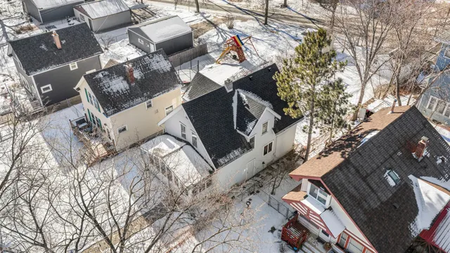 $300,000 | 4106 Snelling Avenue, Minneapolis, MN 55406