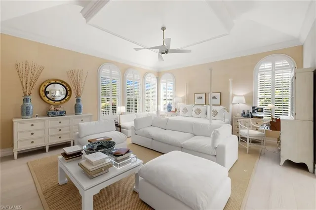 $6,895,000 | 9959 Brassie Bend, Naples, FL 34108