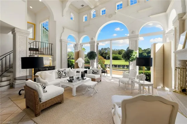 $6,895,000 | 9959 Brassie Bend, Naples, FL 34108