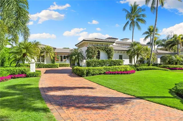 $6,895,000 | 9959 Brassie Bend, Naples, FL 34108