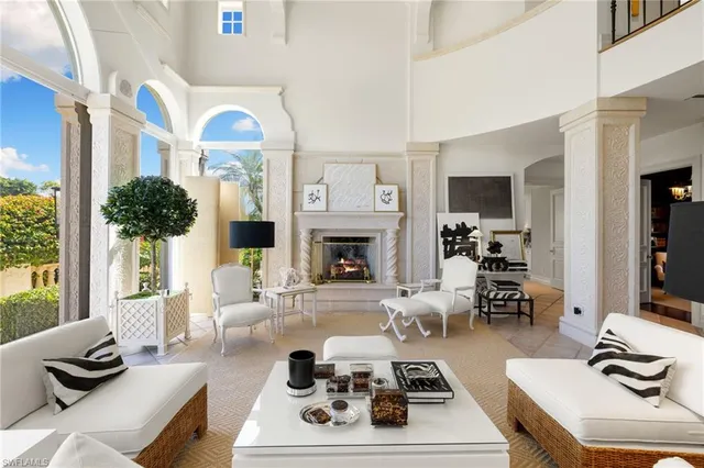 $6,895,000 | 9959 Brassie Bend, Naples, FL 34108