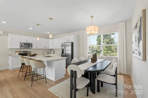 $320,000 | 1108 Wonder Way, Charlotte, NC 28208