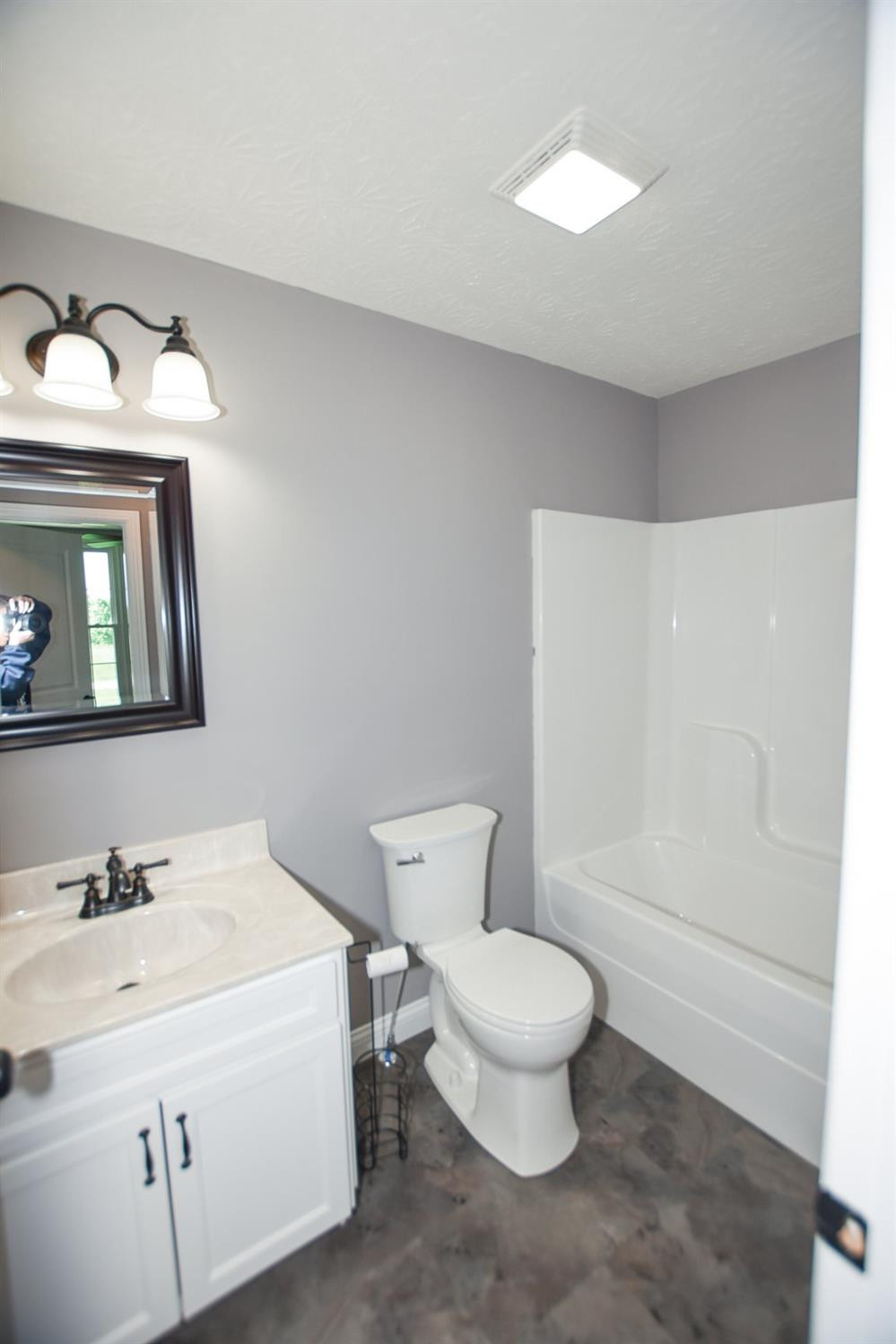 245 Tabor Road Jeffersonville, KY 40337 - Photo 11 of 23 Listing Photo