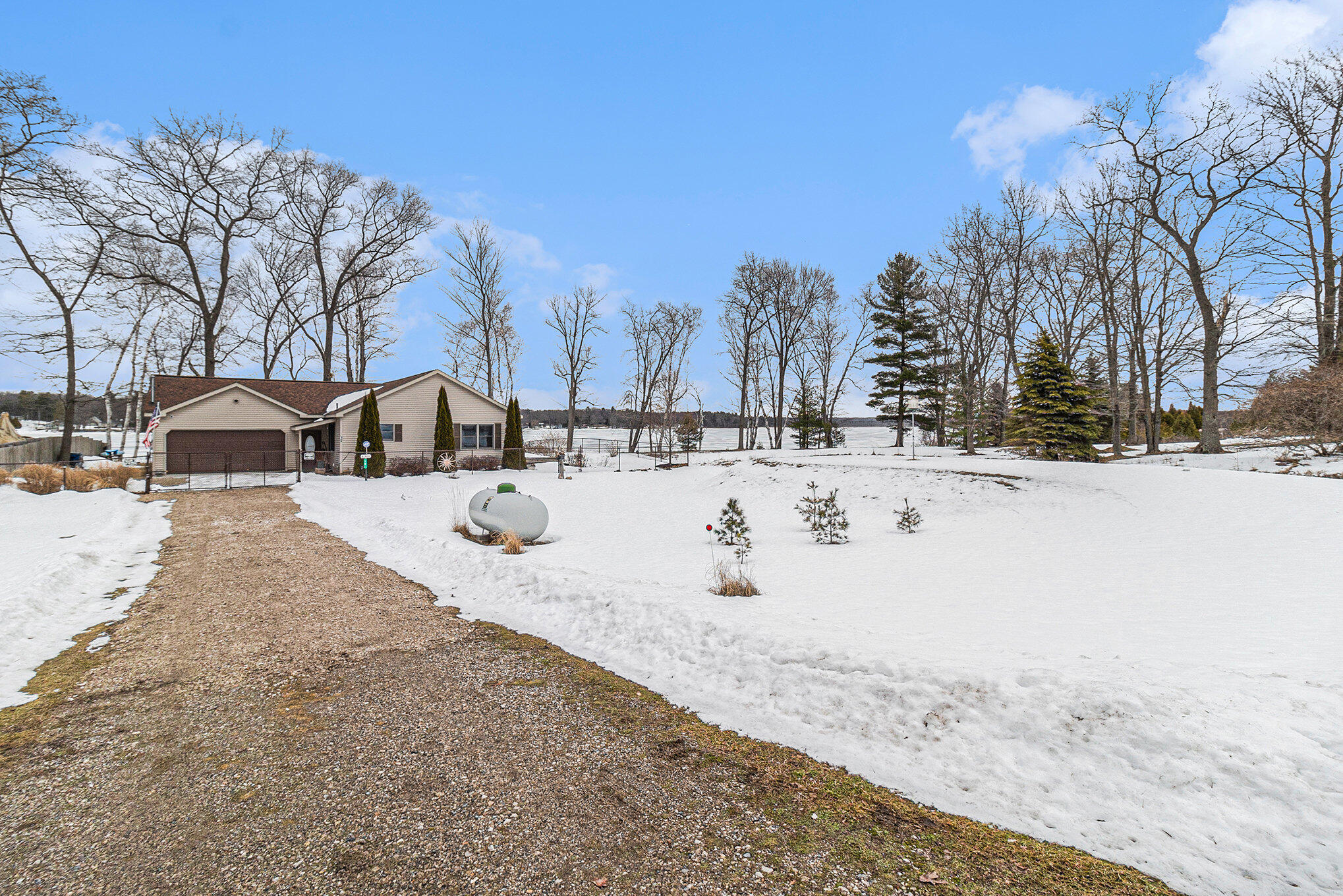 70 West Birch Road Manistee, MI 49660 - Photo 3 of 30 70 Birch Rd