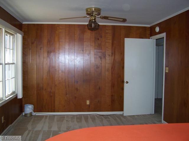 604 Shadybrook Road High Point, NC 27265 - Photo 4 of 7 Den/Family/Great Room.