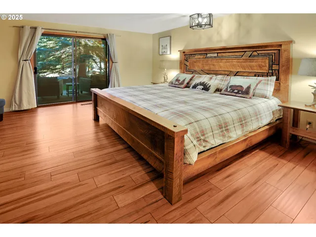 $919,000 | 17704 Rogue Lane, Sunriver, OR 97707