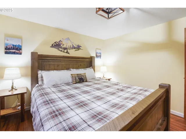 $919,000 | 17704 Rogue Lane, Sunriver, OR 97707