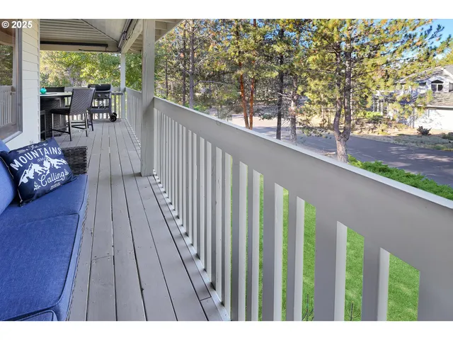 $919,000 | 17704 Rogue Lane, Sunriver, OR 97707