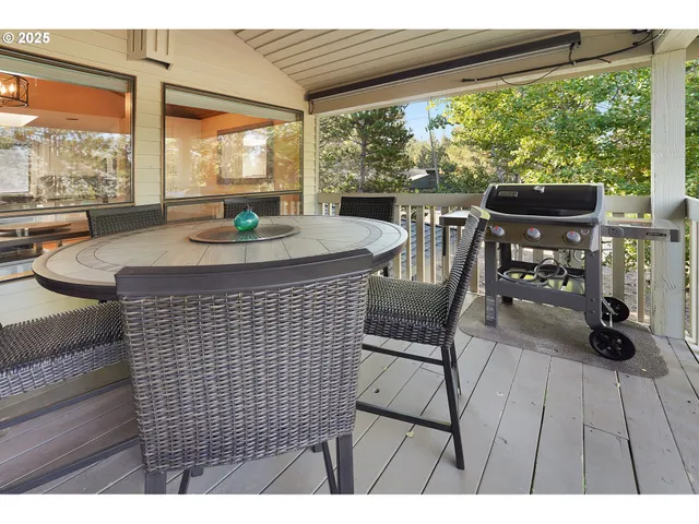 $919,000 | 17704 Rogue Lane, Sunriver, OR 97707