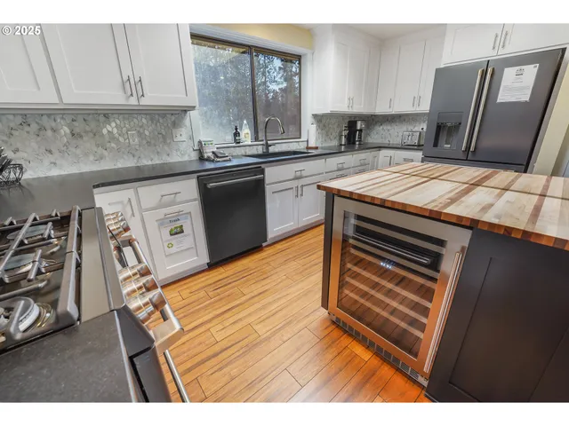 $919,000 | 17704 Rogue Lane, Sunriver, OR 97707