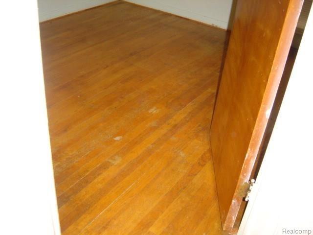 9948 Inkster Road Redford, MI 48239 - Photo 24 of 25 INKSTER BEDROOM HARDWOOD.JPG