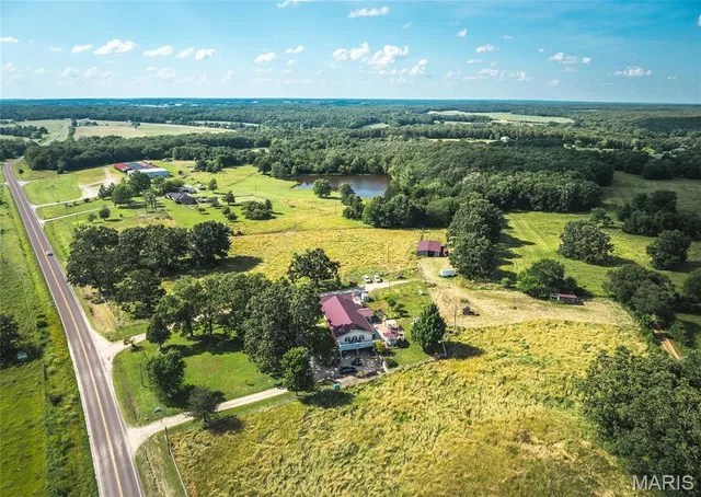 $785,000 | 15460 North Highway 68, St. James, MO 65559
