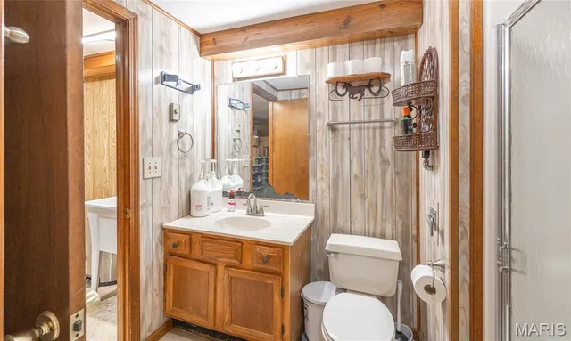 $785,000 | 15460 North Highway 68, St. James, MO 65559