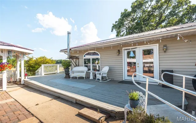 $785,000 | 15460 North Highway 68, St. James, MO 65559