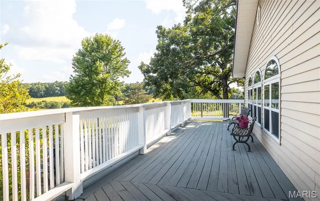 $785,000 | 15460 North Highway 68, St. James, MO 65559