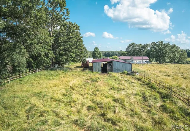 $785,000 | 15460 North Highway 68, St. James, MO 65559