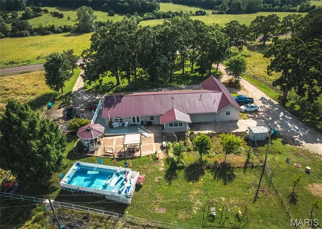 $785,000 | 15460 North Highway 68, St. James, MO 65559