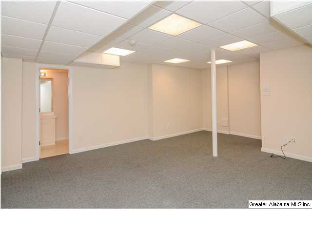 2052 Magnolia Ridge Birmingham, AL 35243 - Photo 30 of 32