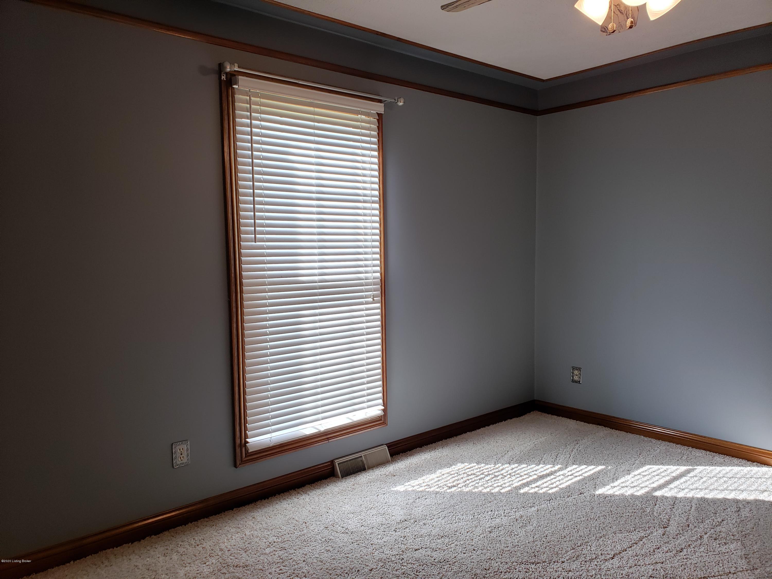 11800 New Haven Road Boston, KY 40107 - Photo 23 of 42 11800 Bed 33