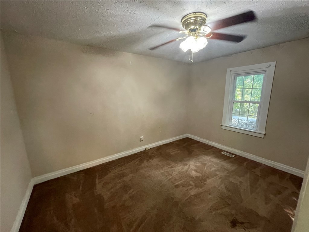 218 Friendship Road Seneca, SC 29678 - Photo 17 of 34 Gallery Image 17