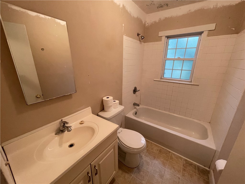 218 Friendship Road Seneca, SC 29678 - Photo 20 of 34 Gallery Image 20