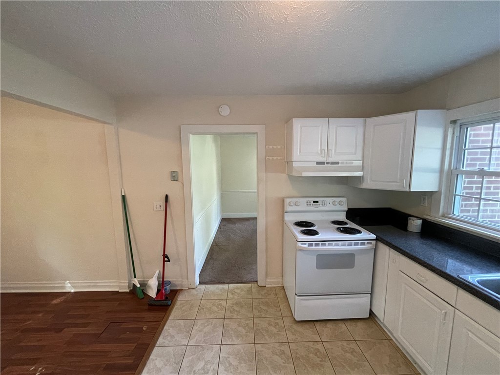 218 Friendship Road Seneca, SC 29678 - Photo 8 of 34 Gallery Image 8