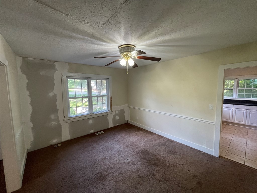 218 Friendship Road Seneca, SC 29678 - Photo 10 of 34 Gallery Image 10
