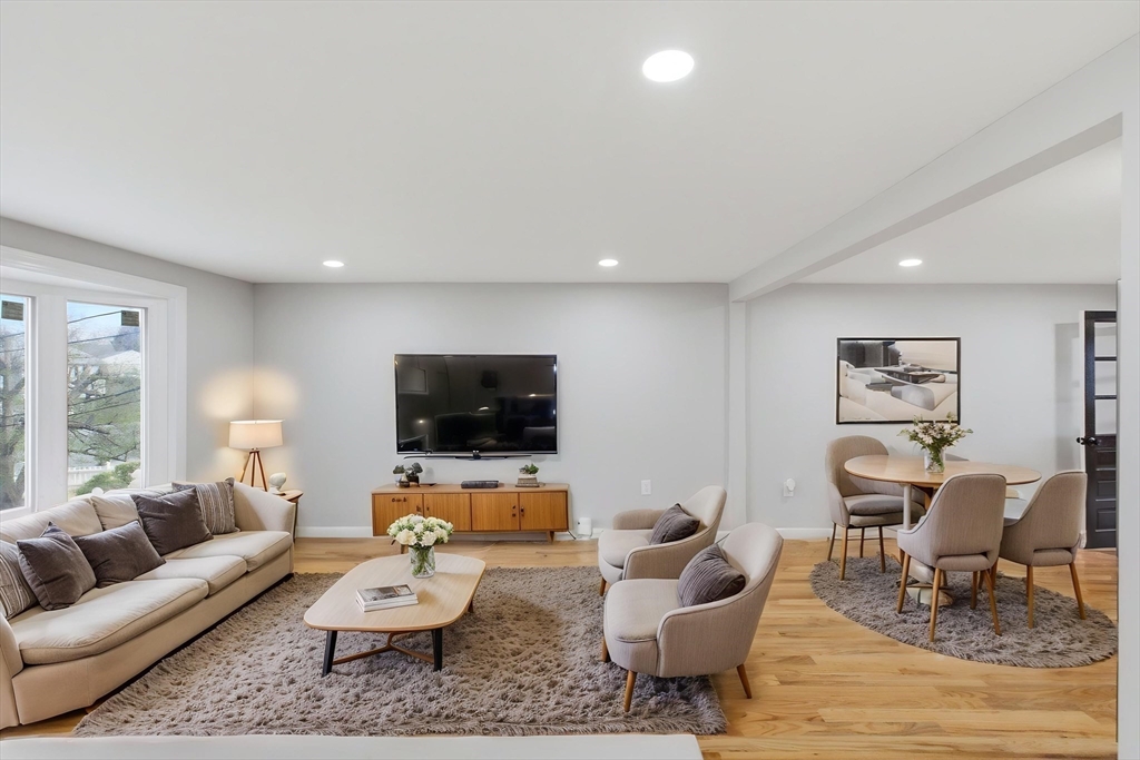 16 Bagley Road Holbrook, MA 02343 - Photo 4 of 22