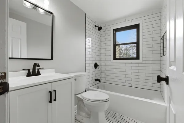$549,000 | 16 Bagley Road, Holbrook, MA 02343