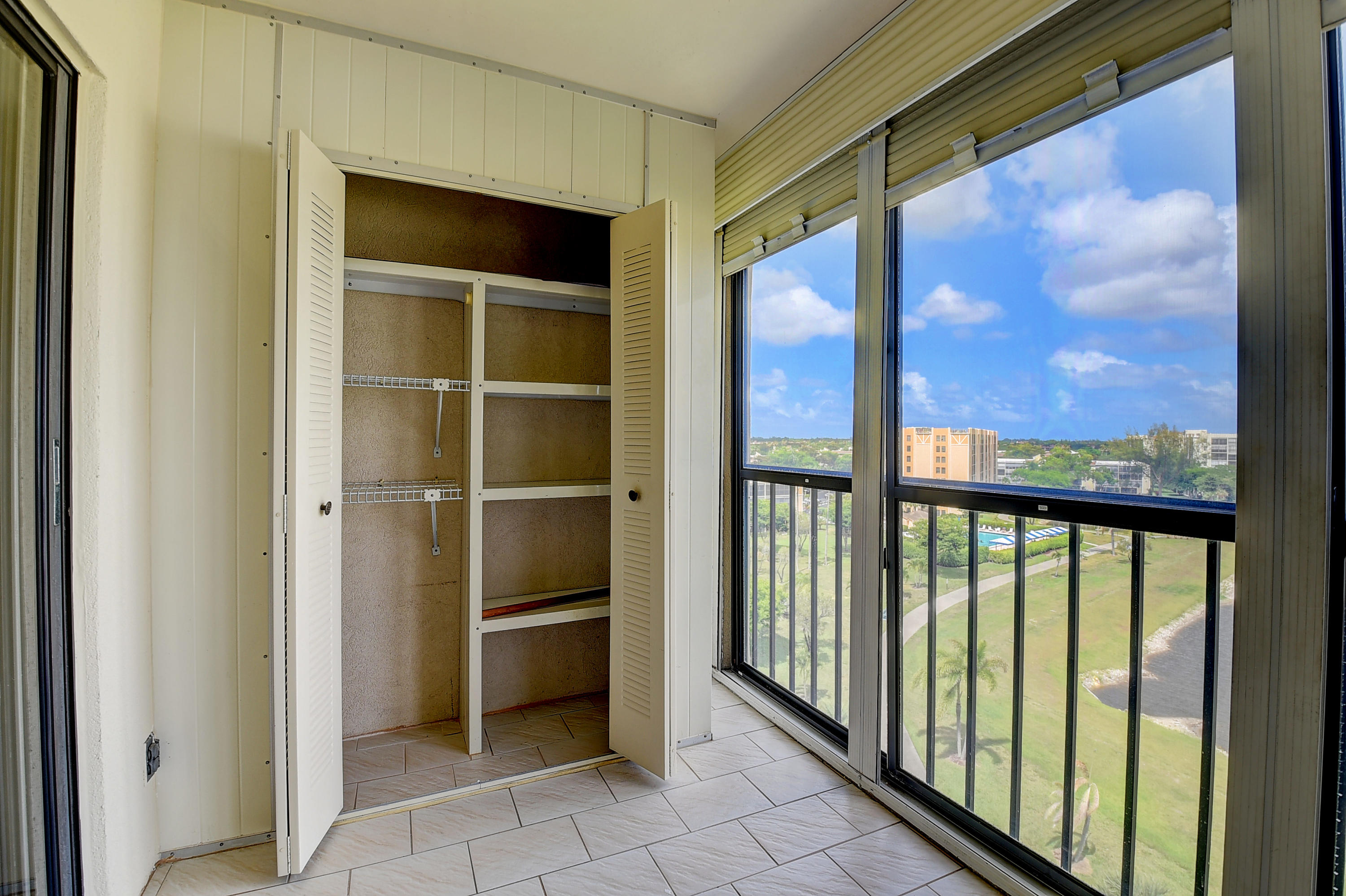 7076 Huntington Lane, Unit 802 Delray Beach, FL 33446 - Photo 20 of 54 extra storage in Florida room