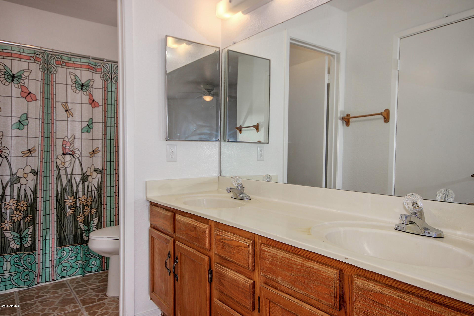 1726 East Darrel Road Phoenix, AZ 85042 - Photo 11 of 16 Darrel (18)