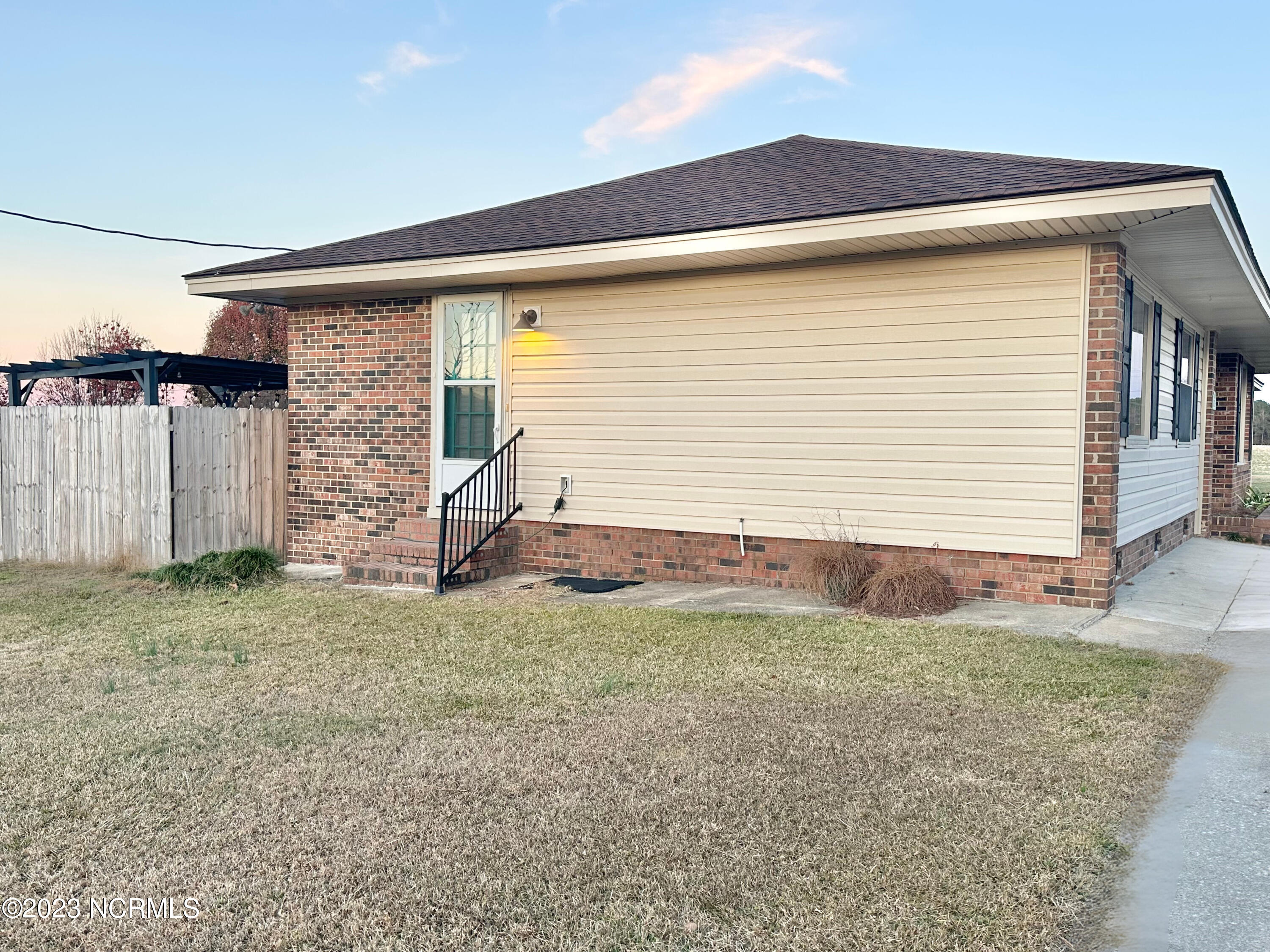 1372 Rough And Ready Road Whiteville, NC 28472 - Photo 41 of 46 Apartment Entry