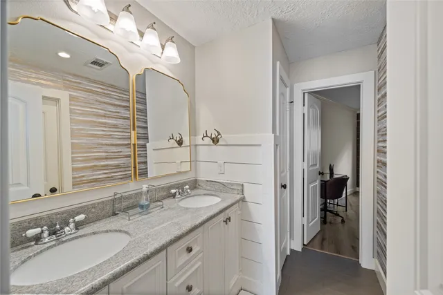 $3,500 | 3203 Poe Drive, Montgomery, TX 77356