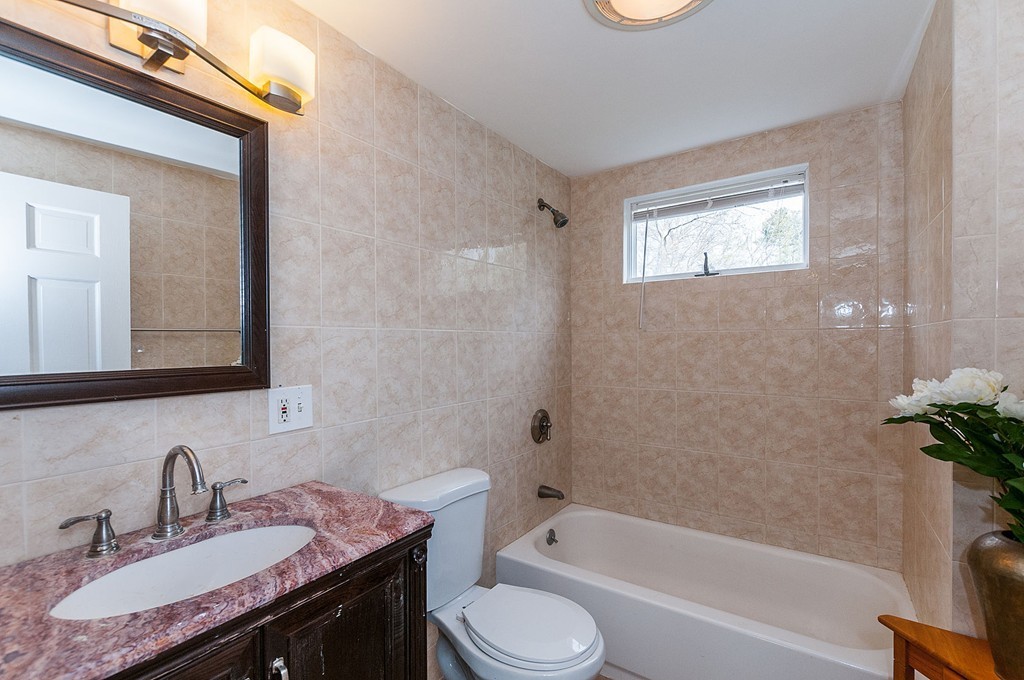 253 Main Street Wayland, MA 01778 - Photo 10 of 20 Gallery Image 10