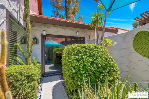 $485,000 | 2277 South Gene Autry Trail, Unit E, Palm Springs, CA 92264
