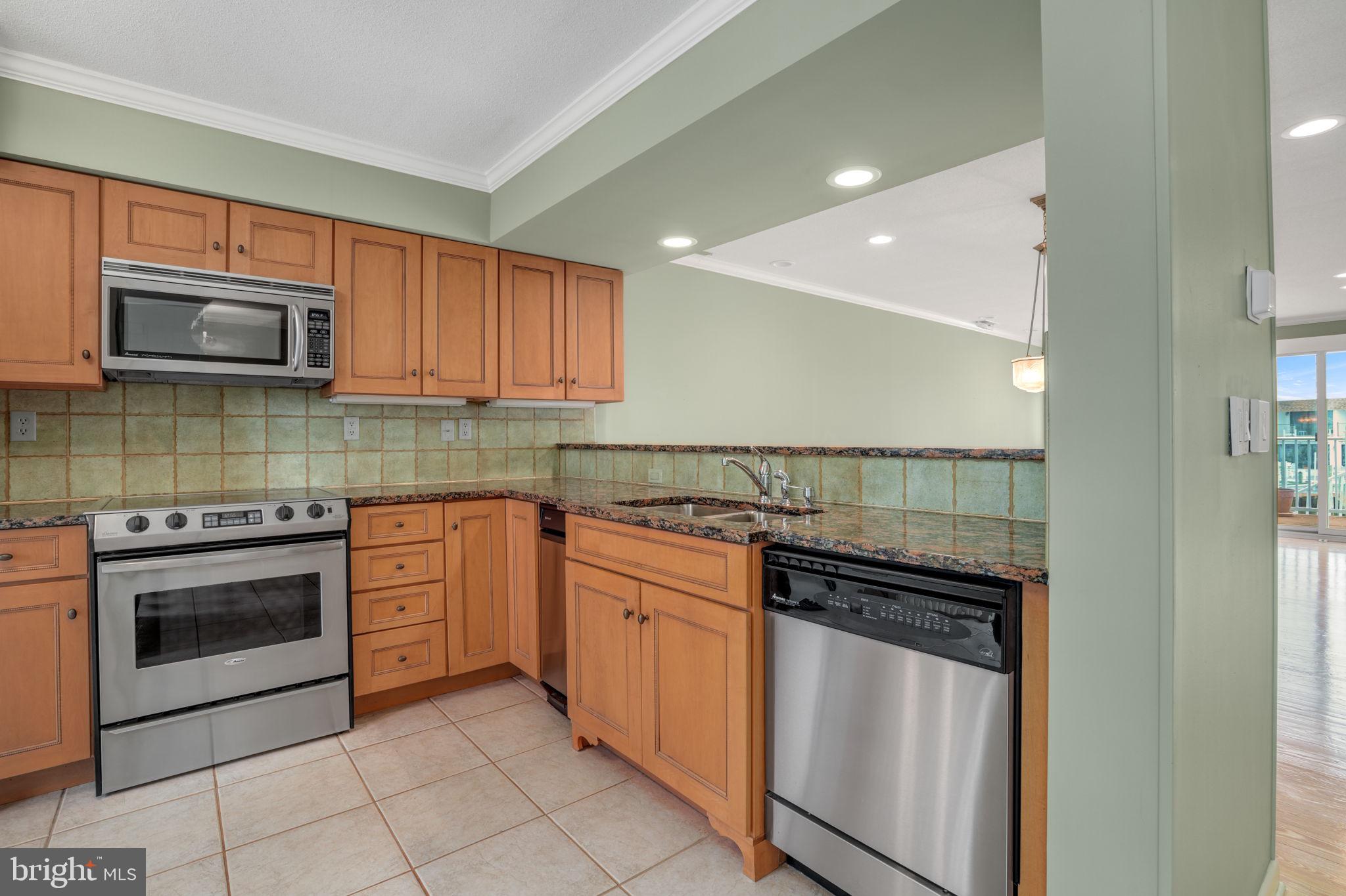 415 14th Street, Unit 55A Ocean City, MD 21842 - Photo 40 of 111