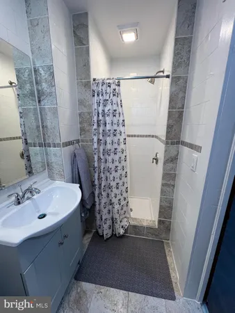 $800 | 133 Virginia Avenue, Unit 1, Cumberland, MD 21502