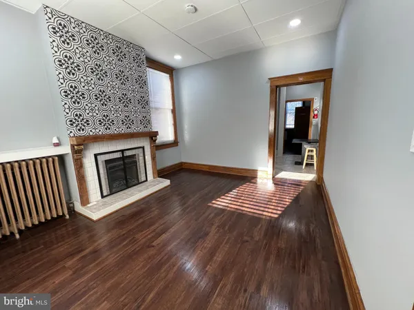 $800 | 133 Virginia Avenue, Unit 1, Cumberland, MD 21502