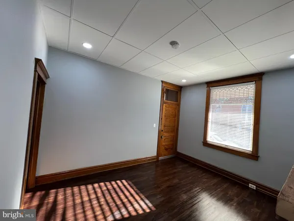$800 | 133 Virginia Avenue, Unit 1, Cumberland, MD 21502