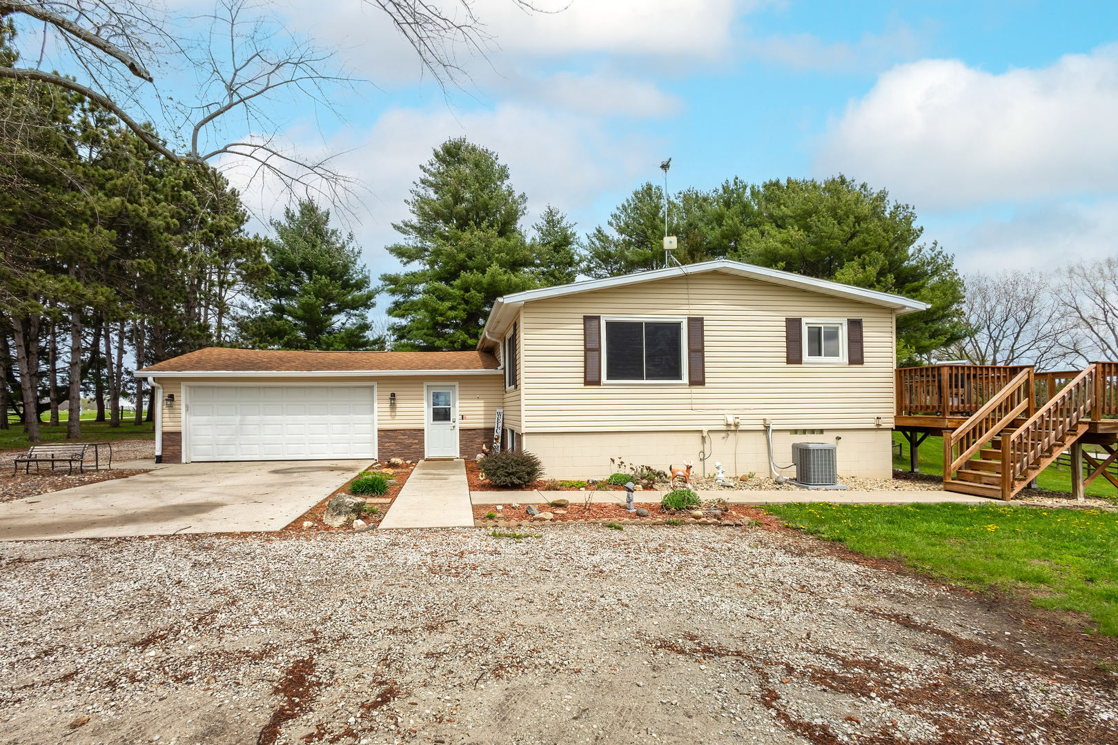 1487 McCloud Road Aledo, IL 61231 - Photo 13 of 57