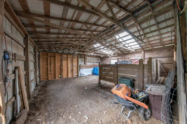 $375,000 | 1487 McCloud Road, Aledo, IL 61231